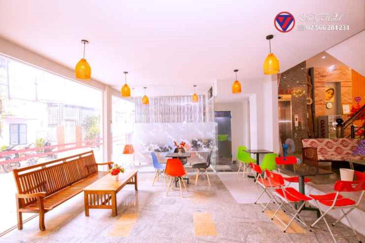 Yen Vy Hotel Quy Nhơn Extérieur photo